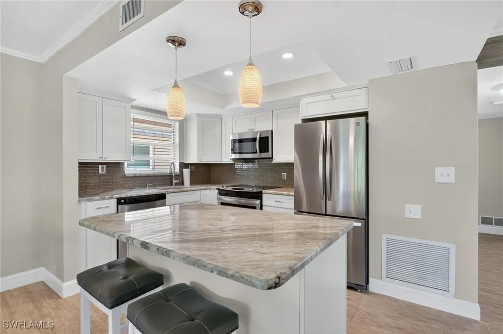 1549 Sandpiper Street Naples FL 34102