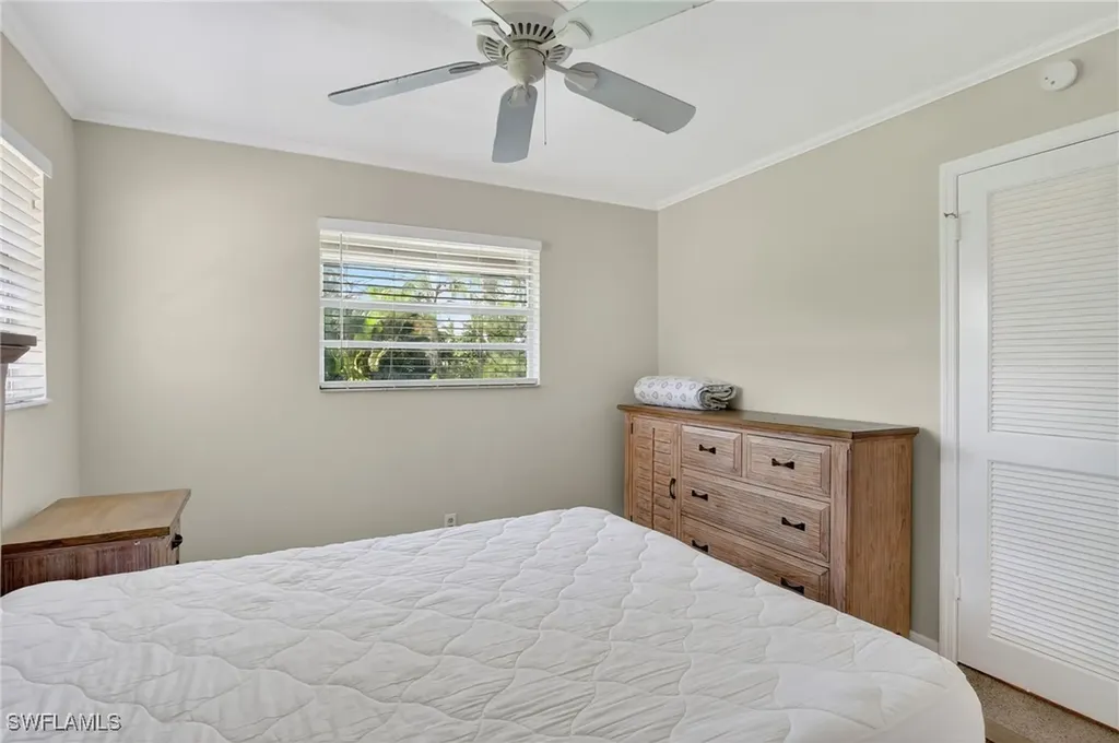 1549 Sandpiper Street Naples FL 34102