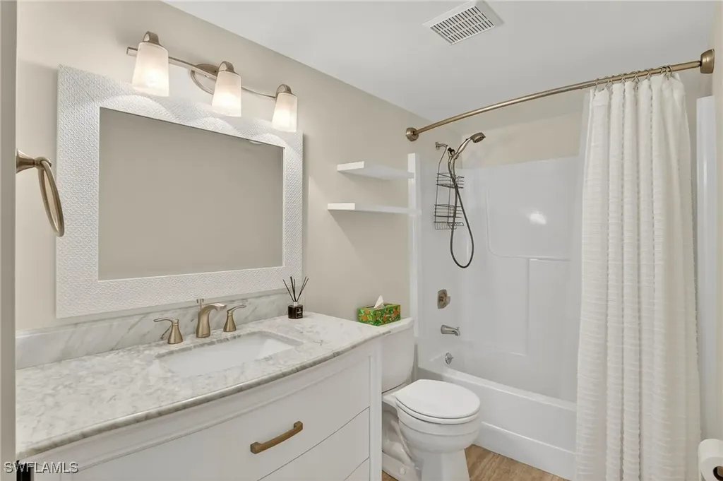 1549 Sandpiper Street Naples FL 34102