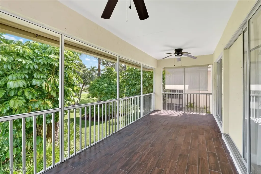 1549 Sandpiper Street Naples FL 34102