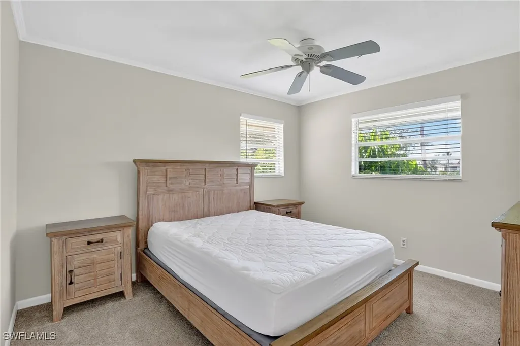 1549 Sandpiper Street Naples FL 34102