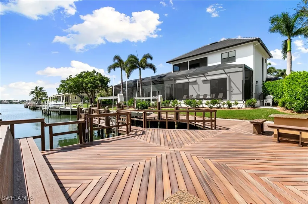 511 Alameda Court Marco Island FL 34145