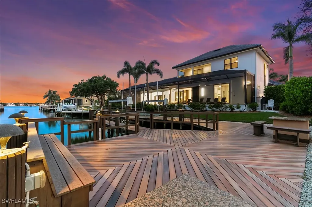 511 Alameda Court Marco Island FL 34145