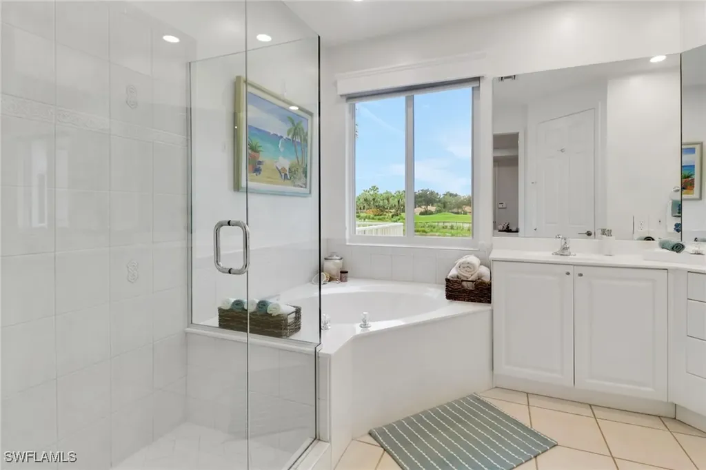 1590 Clermont Drive Naples FL 34109