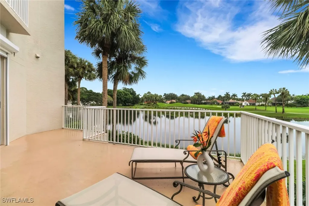 1590 Clermont Drive Naples FL 34109