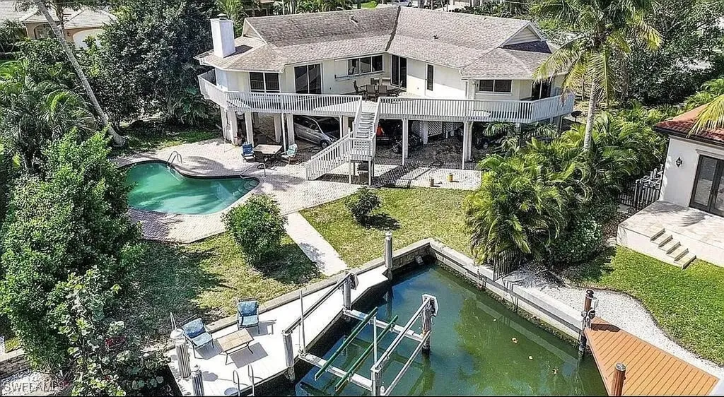 1800 Woodbine Court Marco Island FL 34145