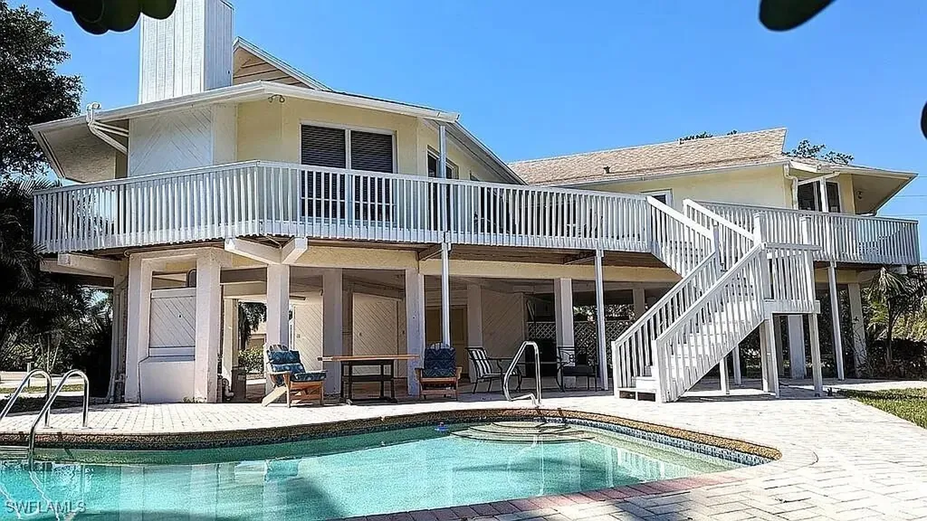 1800 Woodbine Court Marco Island FL 34145