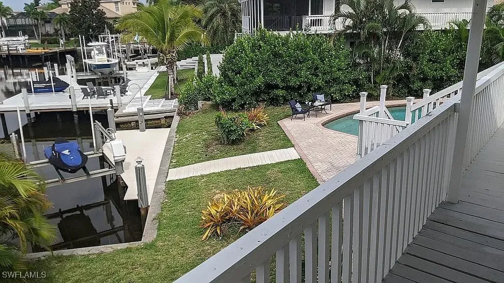 1800 Woodbine Court Marco Island FL 34145