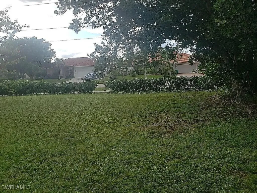 1800 Woodbine Court Marco Island FL 34145
