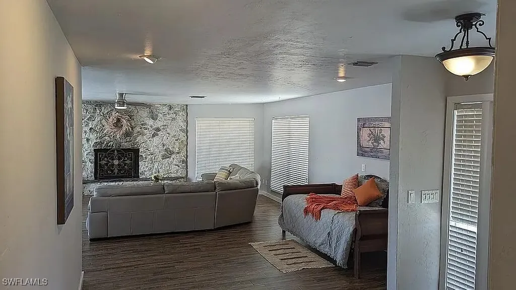 1800 Woodbine Court Marco Island FL 34145