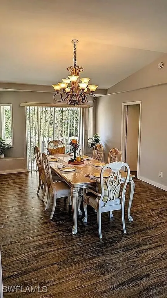 1800 Woodbine Court Marco Island FL 34145
