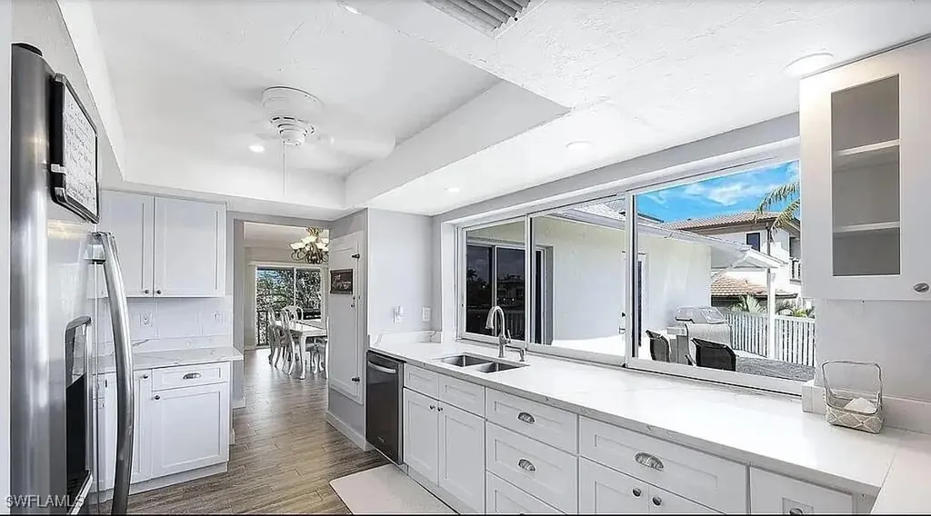 1800 Woodbine Court Marco Island FL 34145