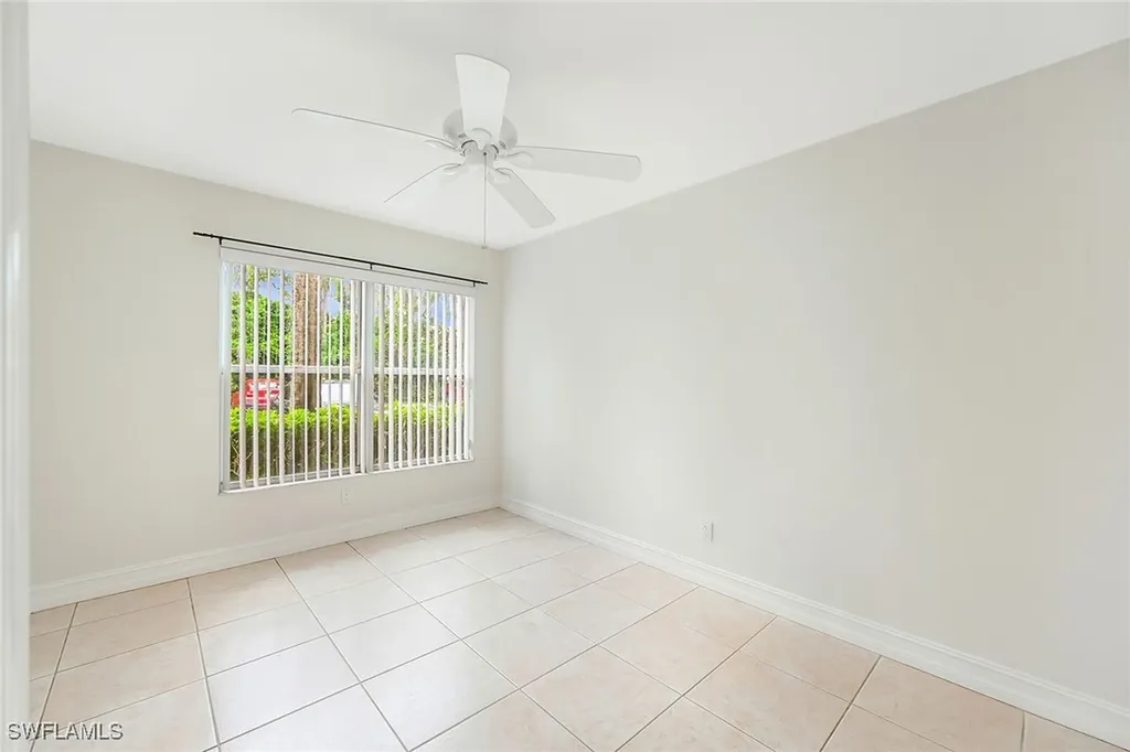 1933 Courtyard Way Naples FL 34112