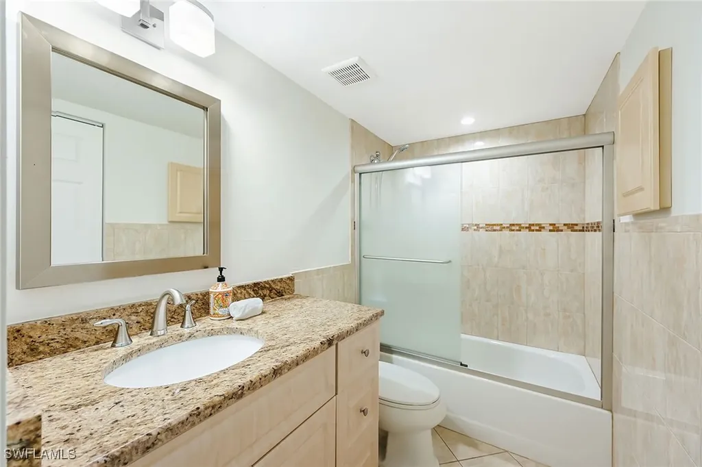 1933 Courtyard Way Naples FL 34112