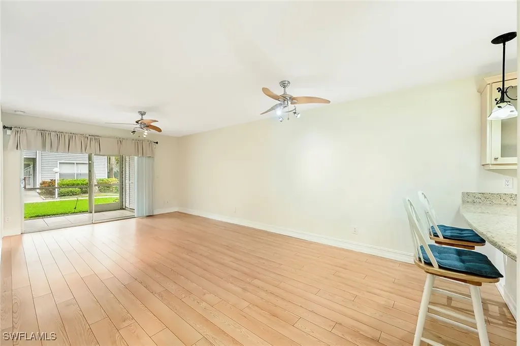 1933 Courtyard Way Naples FL 34112