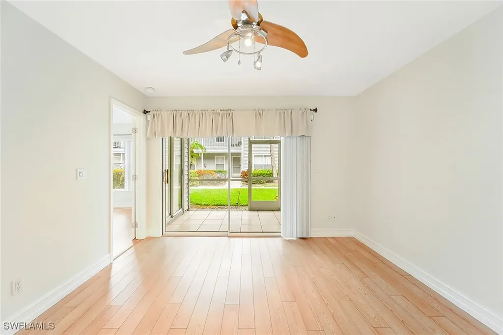 1933 Courtyard Way Naples FL 34112