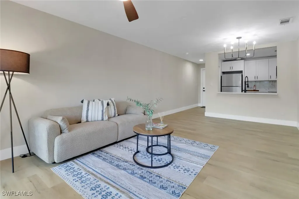 1195 Clam Court Naples FL 34102