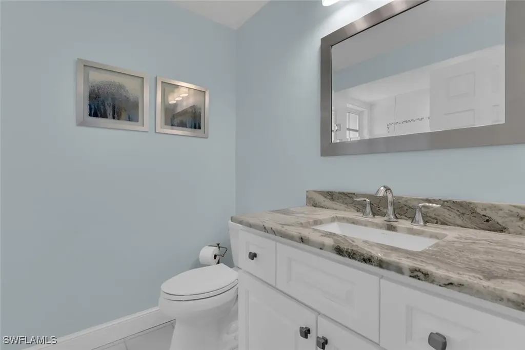 150 1st Avenue N Naples FL 34102