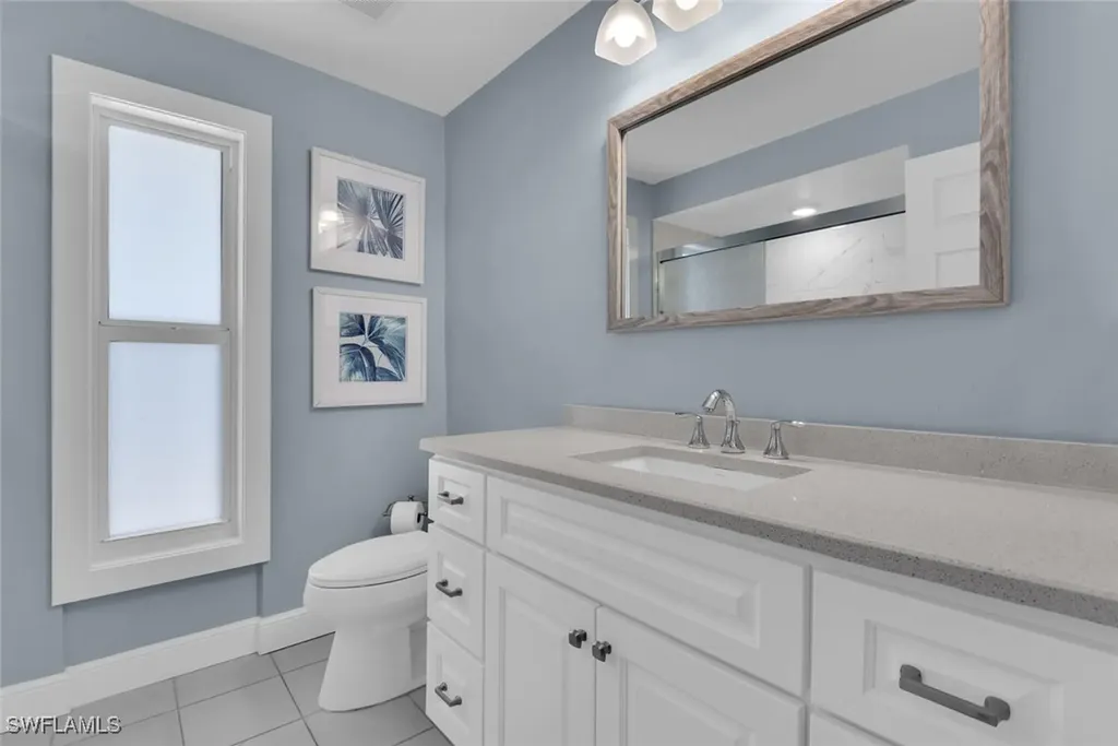 150 1st Avenue N Naples FL 34102