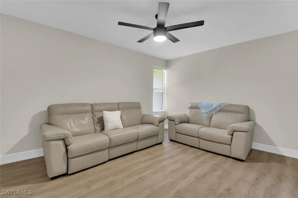 150 1st Avenue N Naples FL 34102