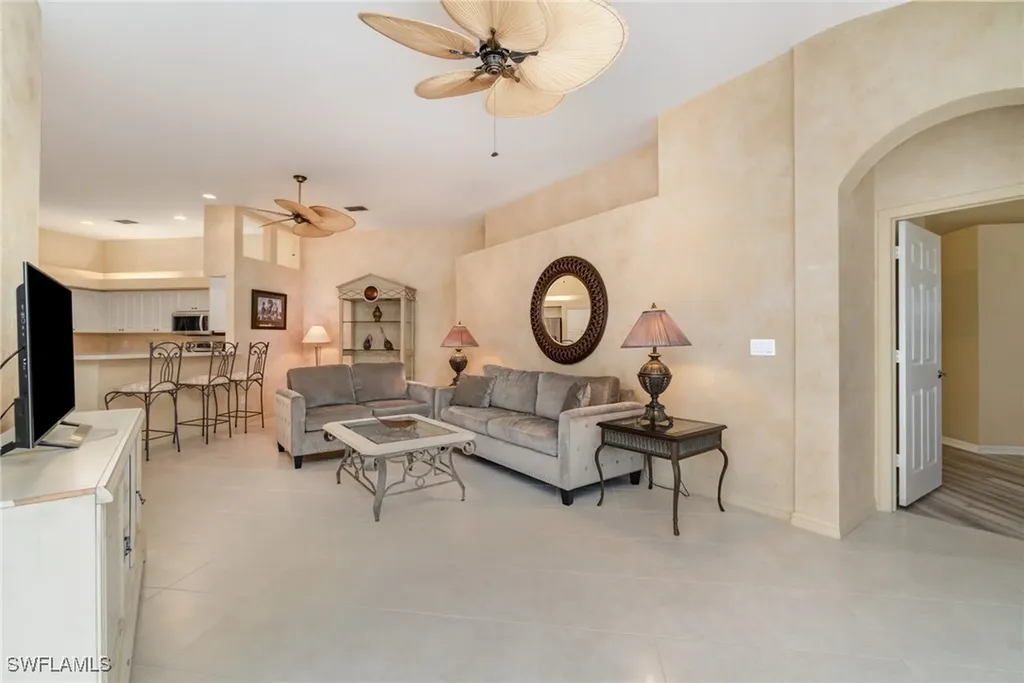 10274 Cape Roman Road Bonita Springs FL 34135