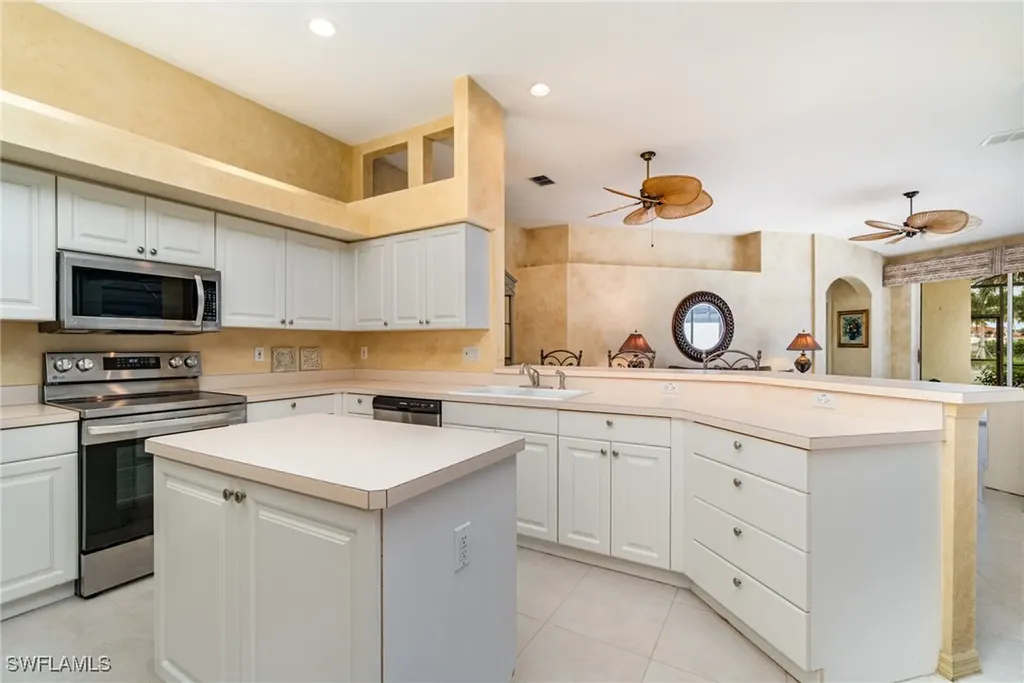 10274 Cape Roman Road Estero FL 34135