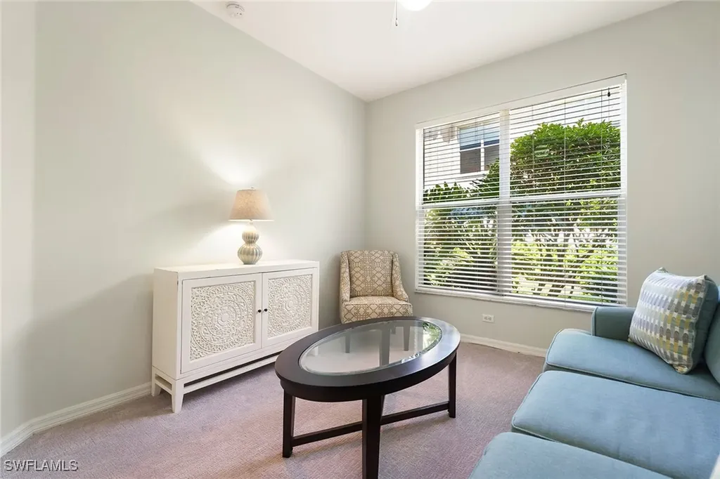 1953 Crestview Way Naples FL 34119