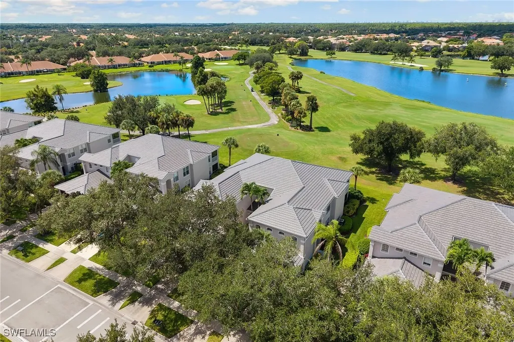 1953 Crestview Way Naples FL 34119