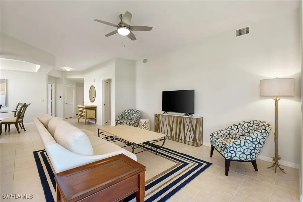 1953 Crestview Way Naples FL 34119