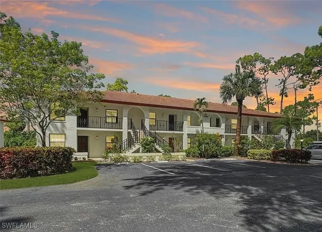 905 Augusta Boulevard Naples FL 34113