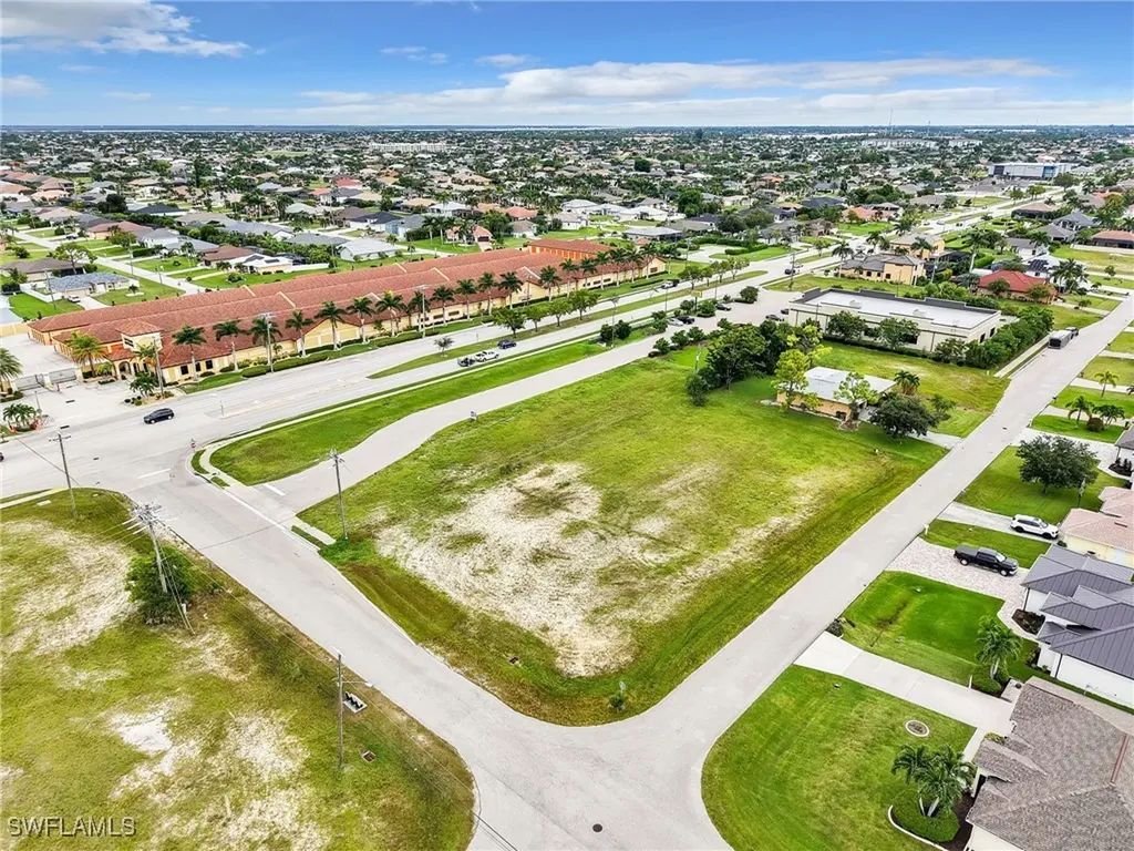 4441 Chiquita Boulevard S Cape Coral FL 33914