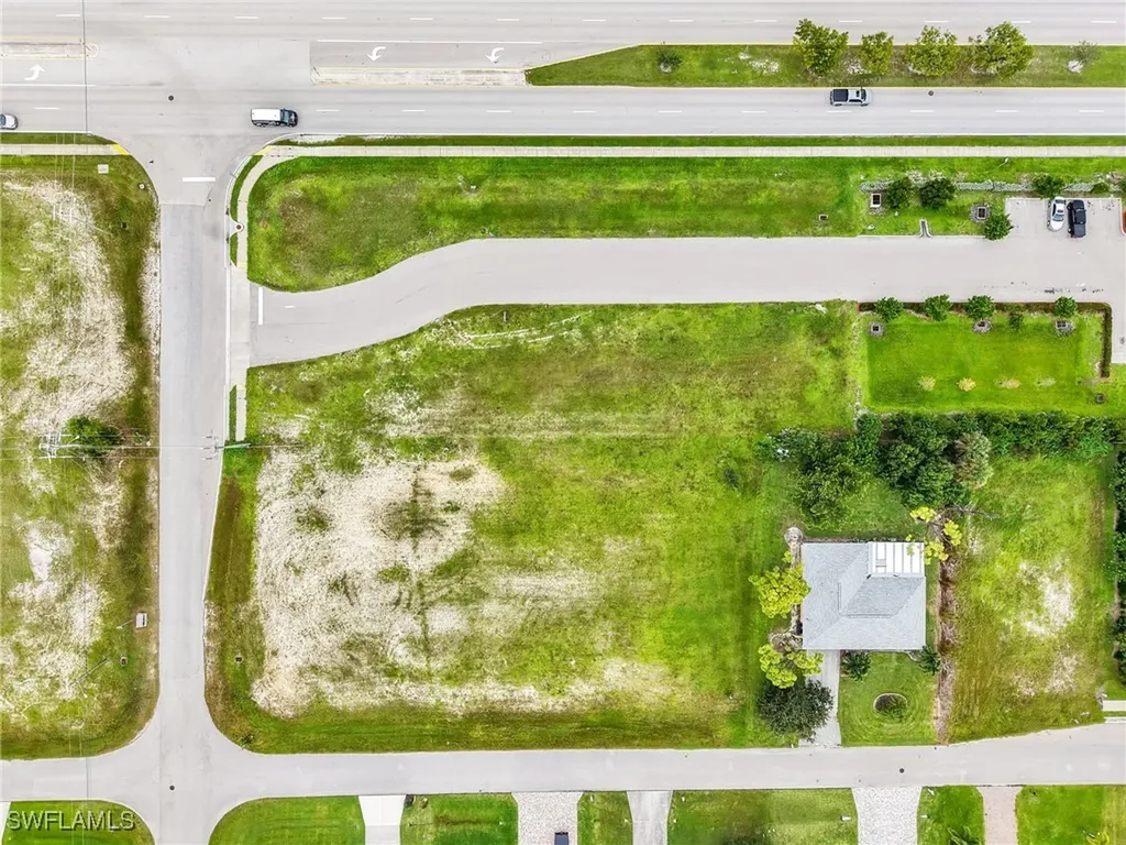4441 Chiquita Boulevard S Cape Coral FL 33914
