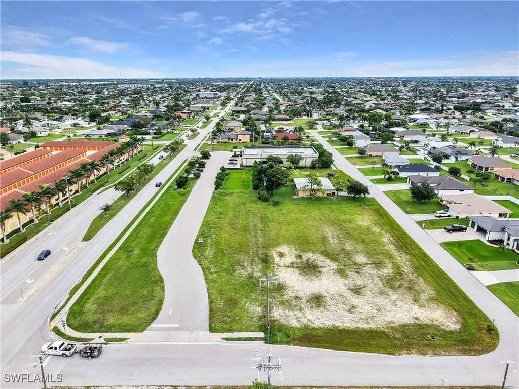 4441 Chiquita Boulevard S Cape Coral FL 33914