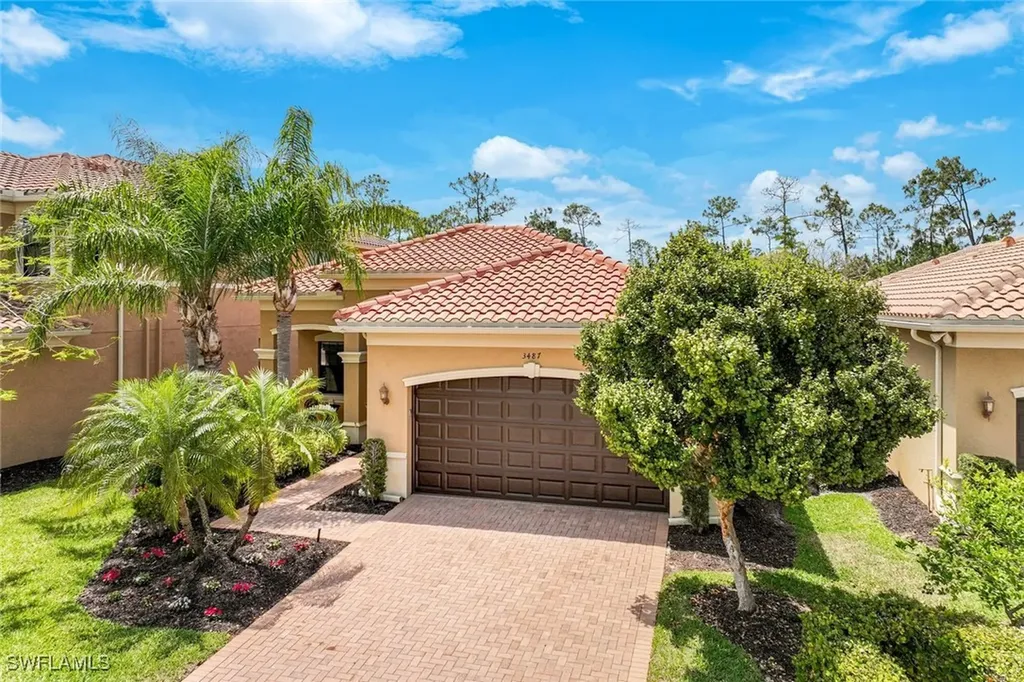 3487 Pacific Drive Naples FL 34119