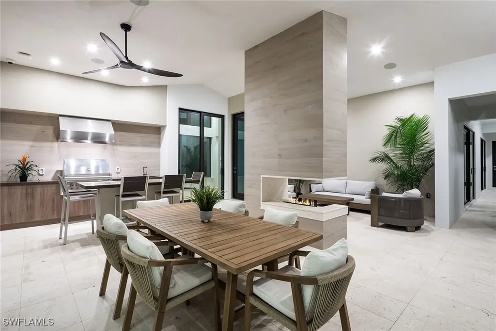494 Gordonia Road Naples FL 34108