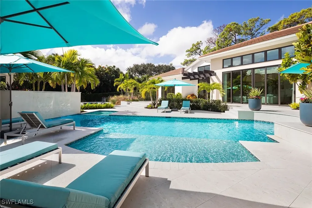 494 Gordonia Road Naples FL 34108