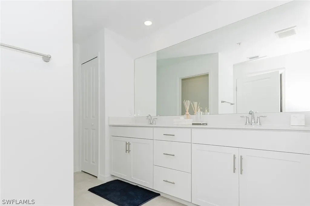 5661 Melbourne Court Ave Maria FL 34142