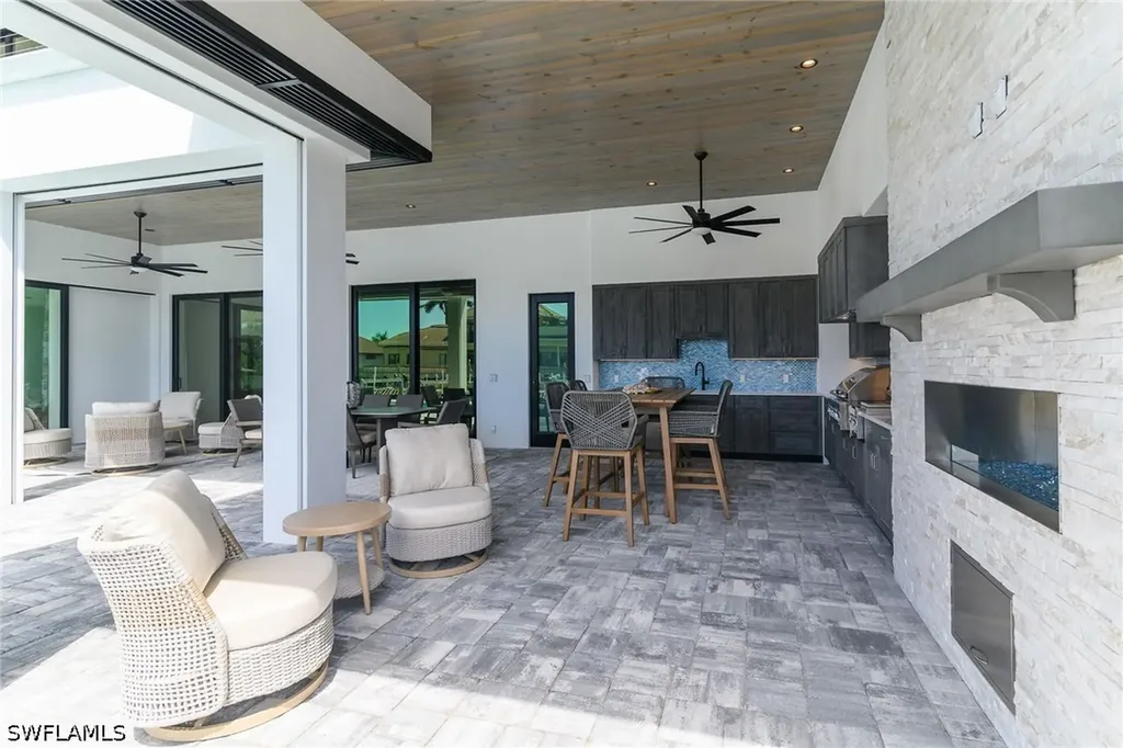 641 Dorando Court Marco Island FL 34145