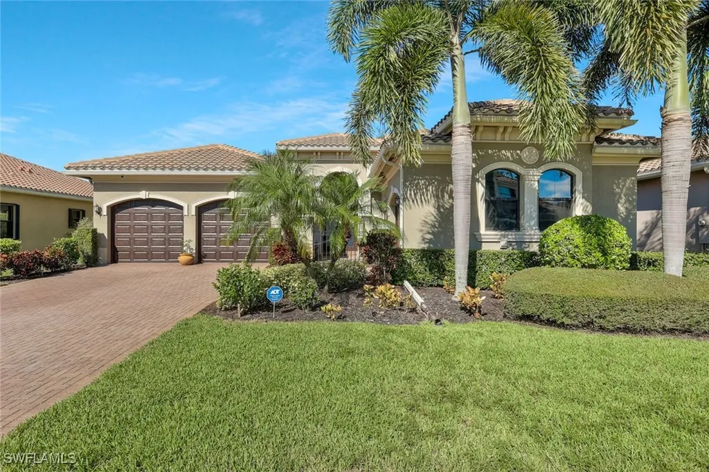 Naples FL, 3384 Atlantic Circle