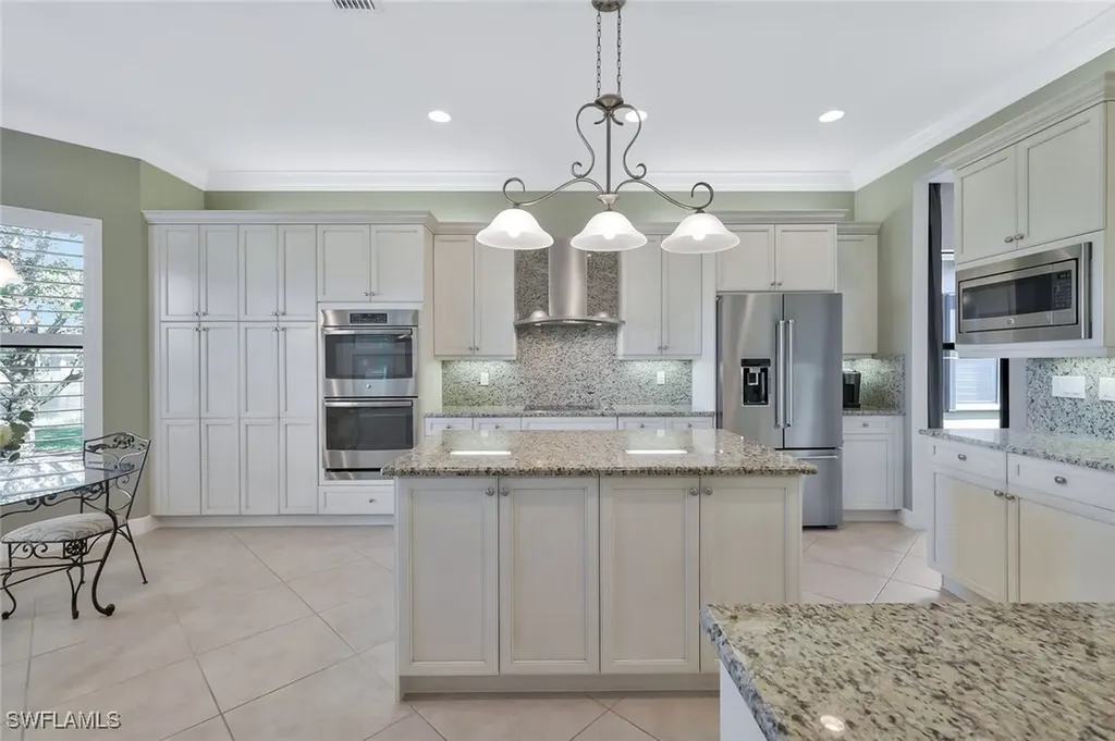 3384 Atlantic Circle Naples FL 34119