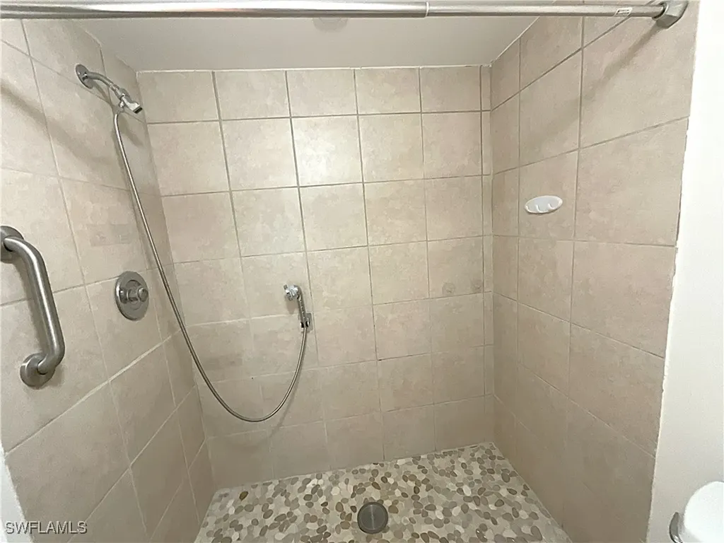3002 Sandpiper Bay Circle Naples FL 34112