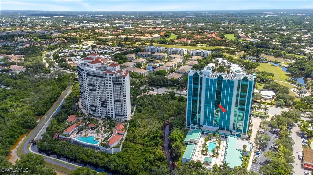 7515 Pelican Bay Boulevard Naples FL 34108