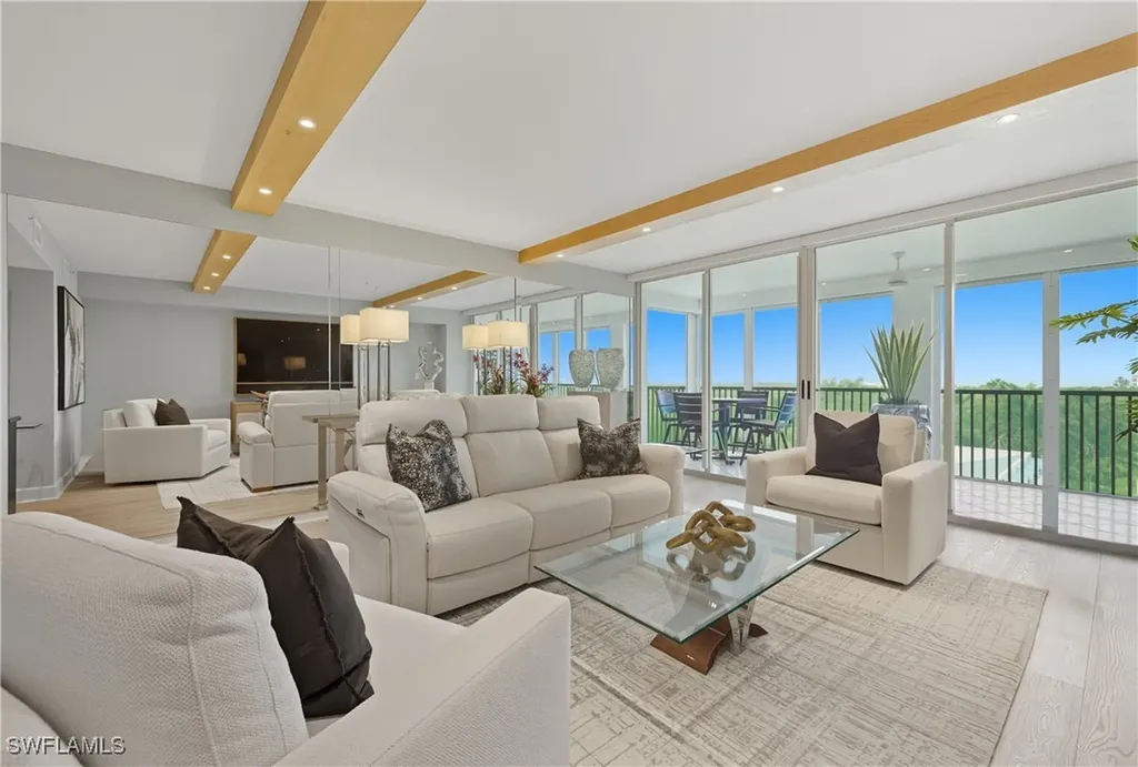 7515 Pelican Bay Boulevard Naples FL 34108