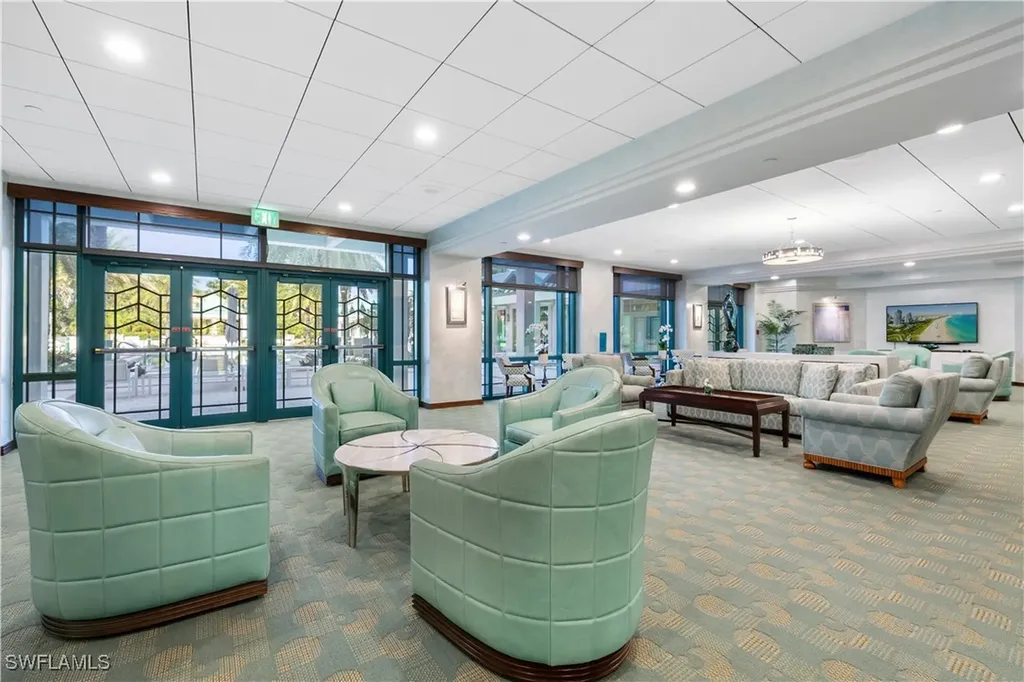 7515 Pelican Bay Boulevard Naples FL 34108
