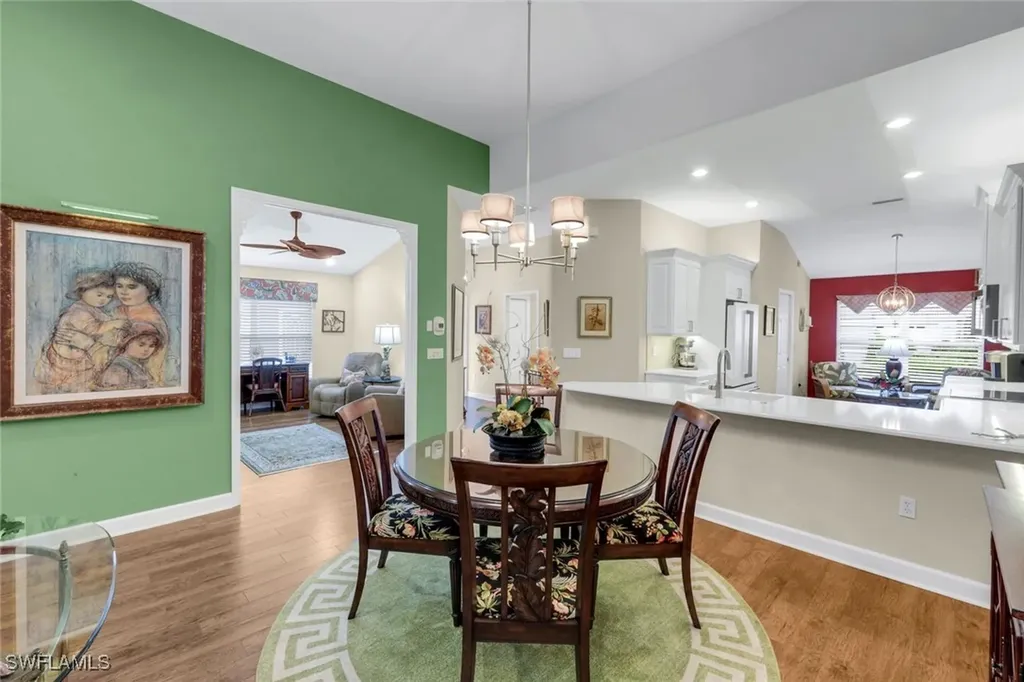 5867 Northridge Drive N Naples FL 34110