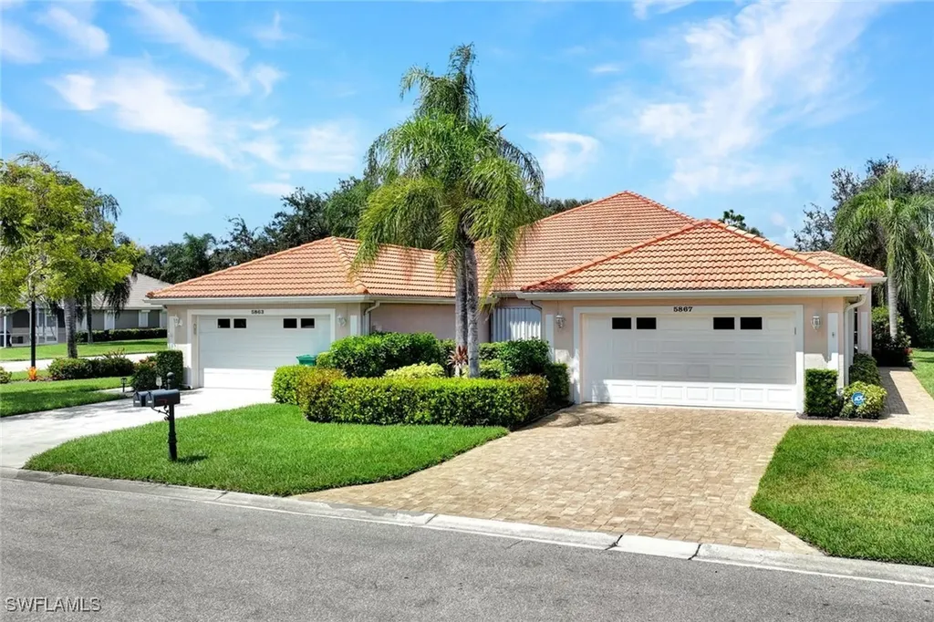 5867 Northridge Drive N Naples FL 34110