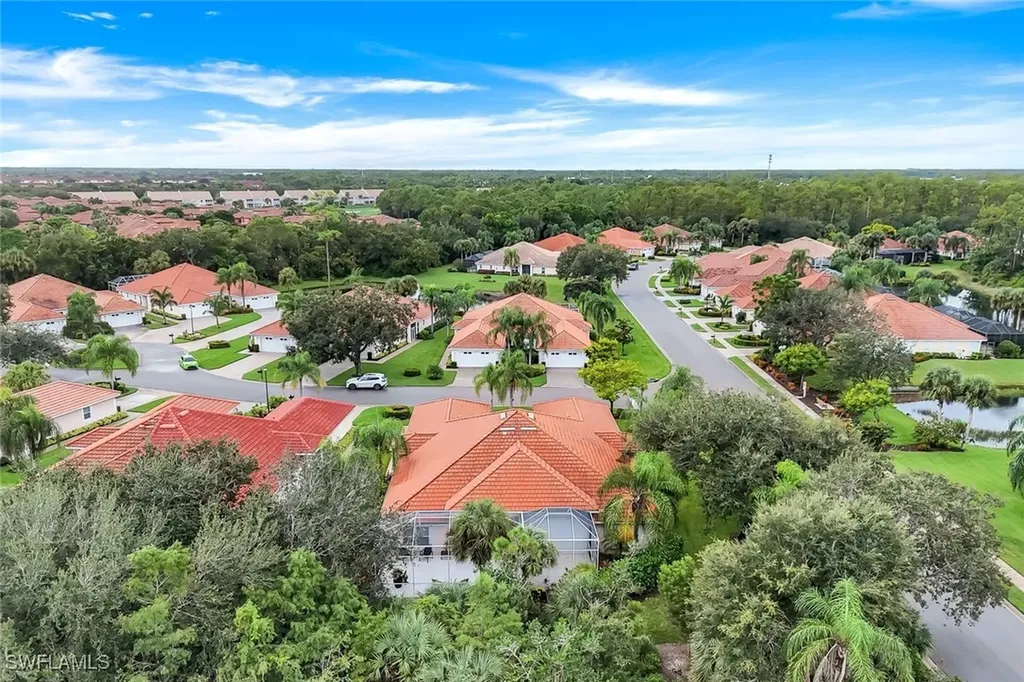 5867 Northridge Drive N Naples FL 34110