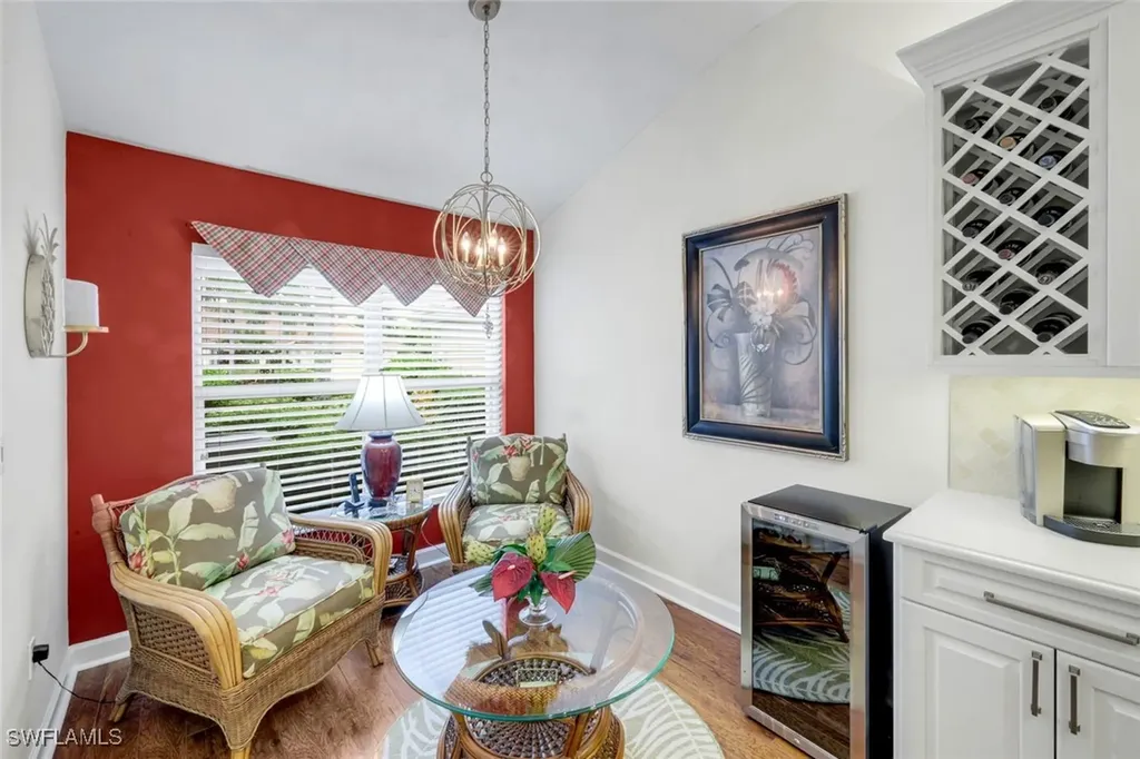 5867 Northridge Drive N Naples FL 34110
