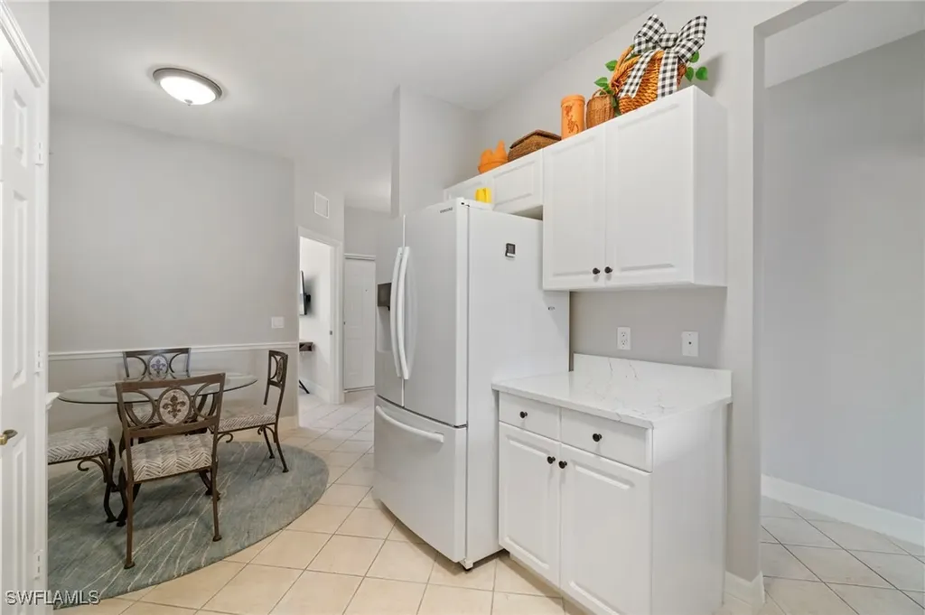 3977 Bishopwood Court E Naples FL 34114