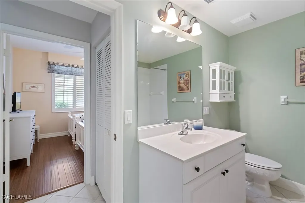 3977 Bishopwood Court E Naples FL 34114